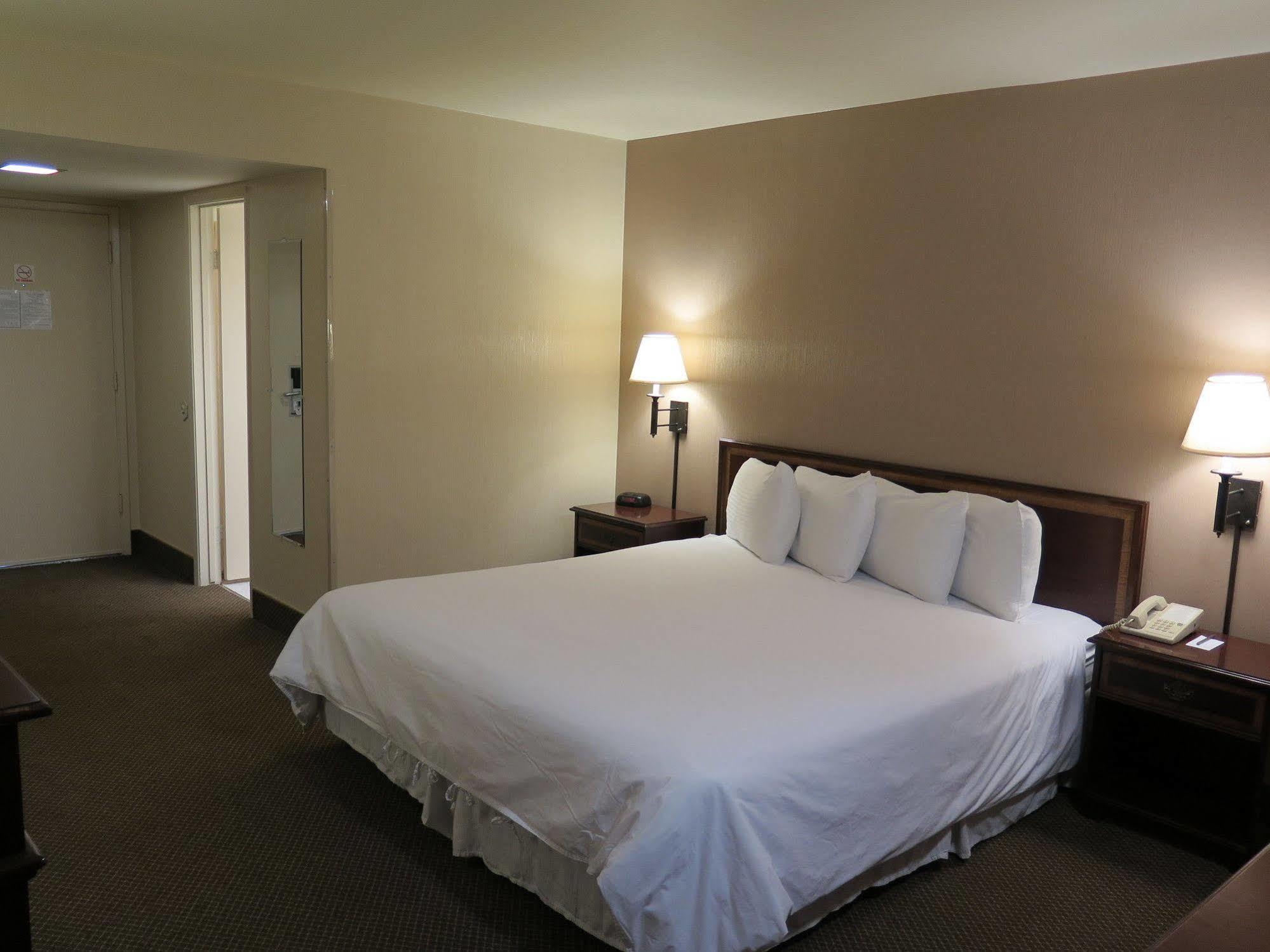 Red Roof Inn Yuba City Bonanza - Marysville Zewnętrze zdjęcie